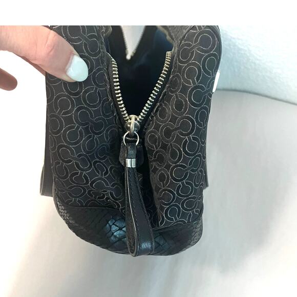 Coach Madeline Needlepoint Op Art Satchel Black Canvas w/Leather Trims - Picture 6 of 10